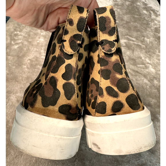 Blondo Flora Waterproof Leopard Print Sneaker Chelsea Boots Womens Size 8.5 - Picture 4 of 10